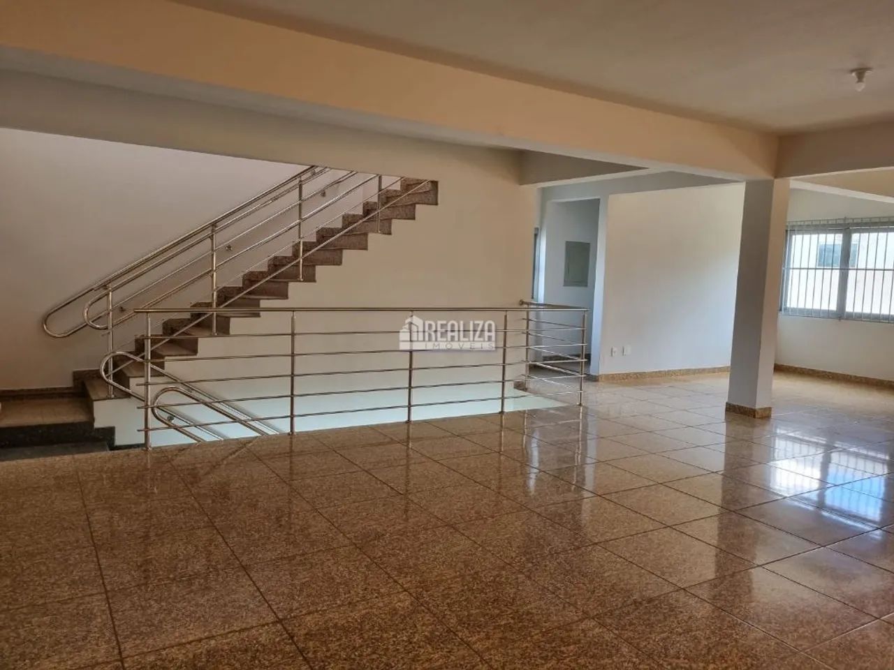Ponto Comercial para Alugar no Centro de Uberaba - Espaço Ideal para seu Negócio! - Foto 4