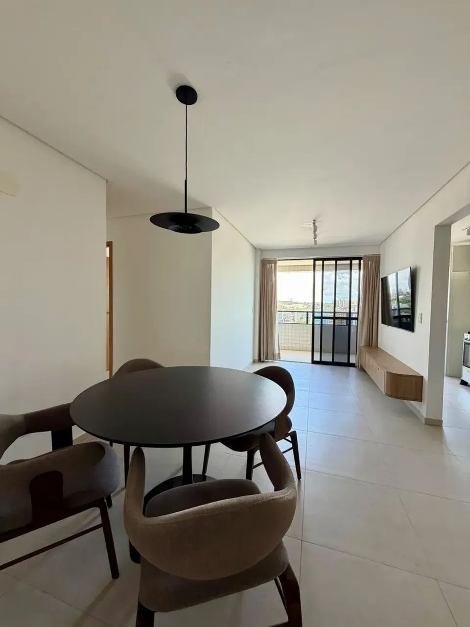 Alugo lindo 3/4 mobiliado
