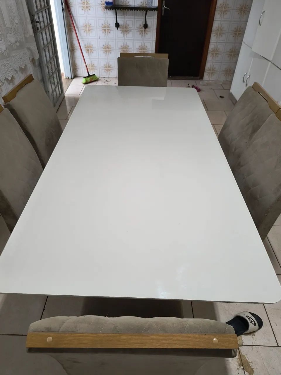 Mesa com 6 cadeiras  - Foto 2