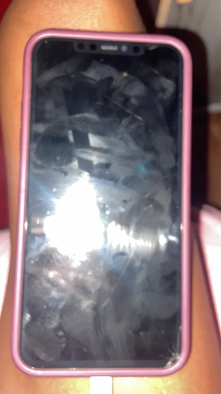 Vende se iPhone 11 Pro Max 256 gigas  - Foto 2