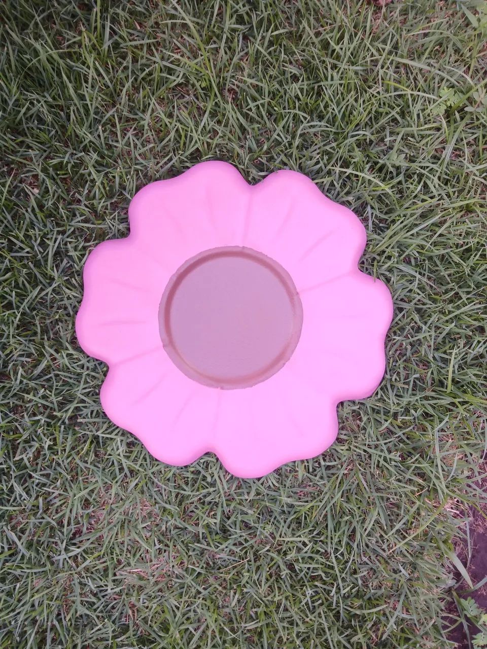 Peça Decorativa de Cimento em Formato de Flor para Jardim - Foto 3