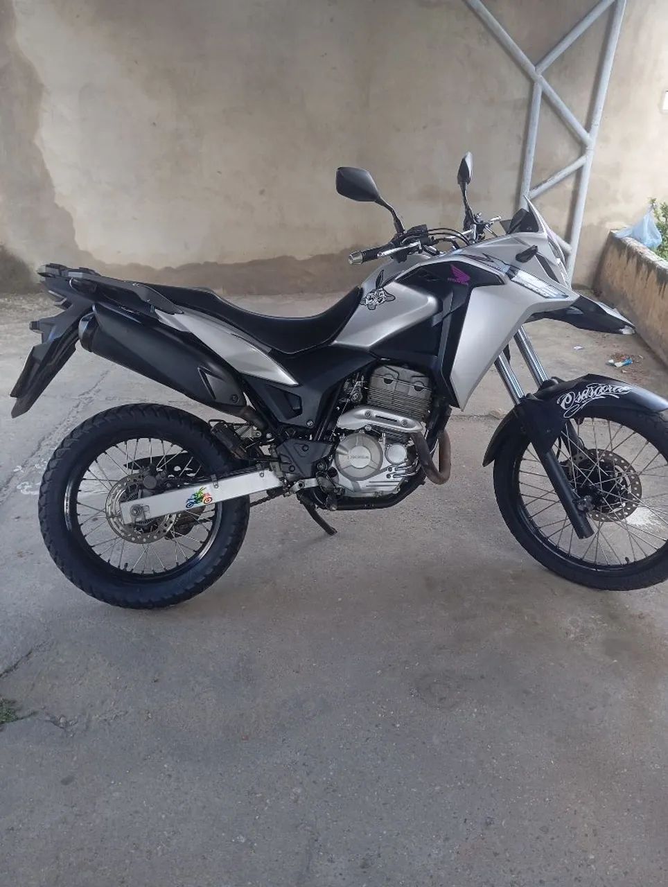 Vendo XRE 300 - Foto 2