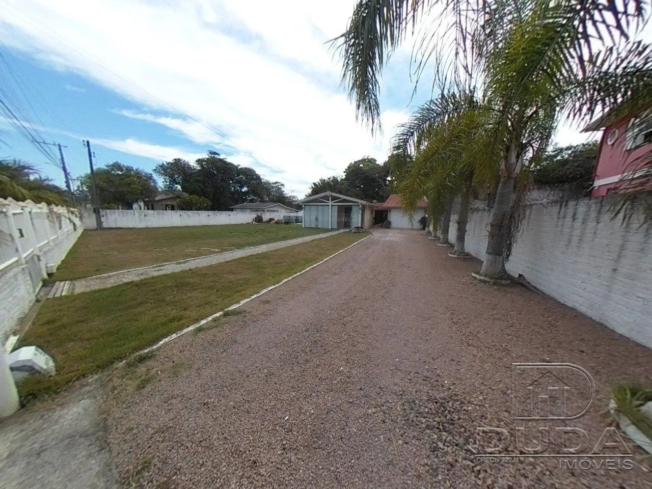 Casa próxima dos condomínios fechados - Foto 4