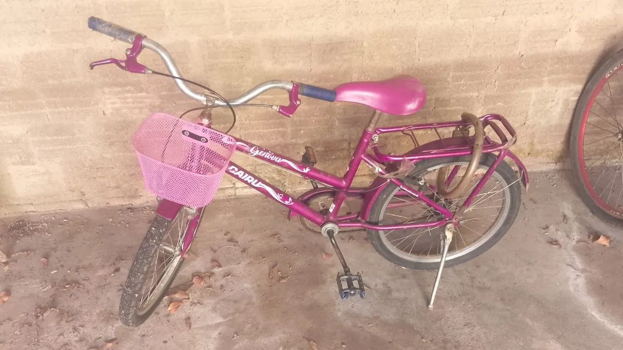 Vendo uma bicicleta infantil 