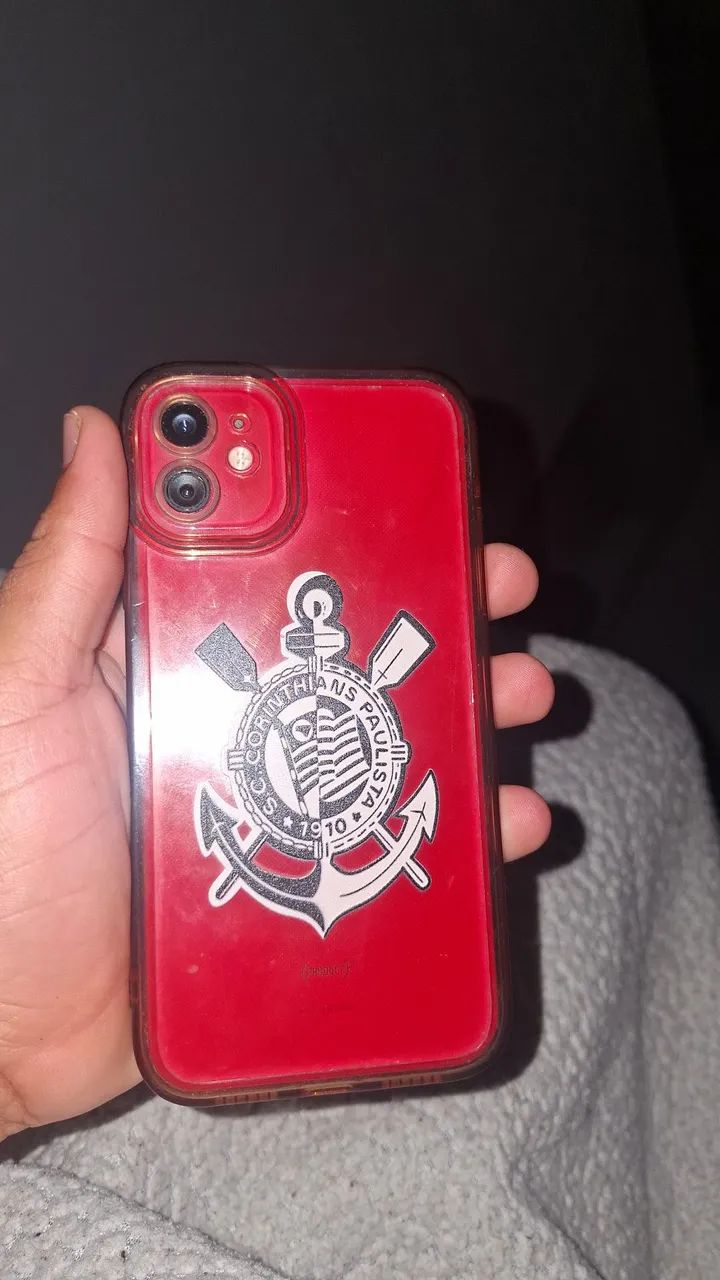 Iphone 11 vermelho 