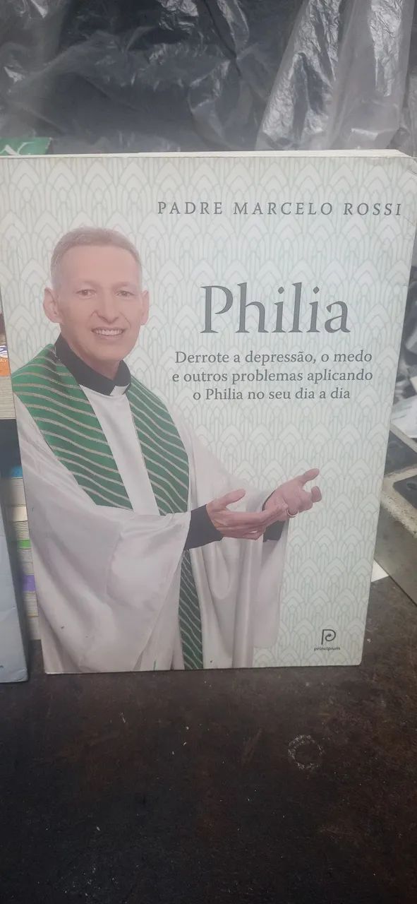 3 livros  - Foto 4
