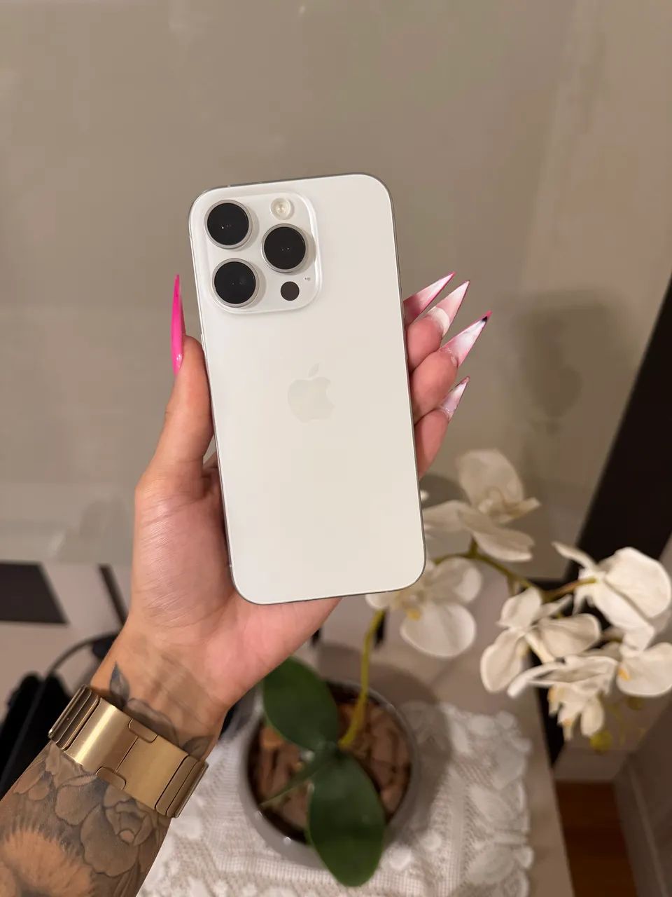 iPhone 15 Pro Titânio Branco IMPECÁVEL  - Foto 2