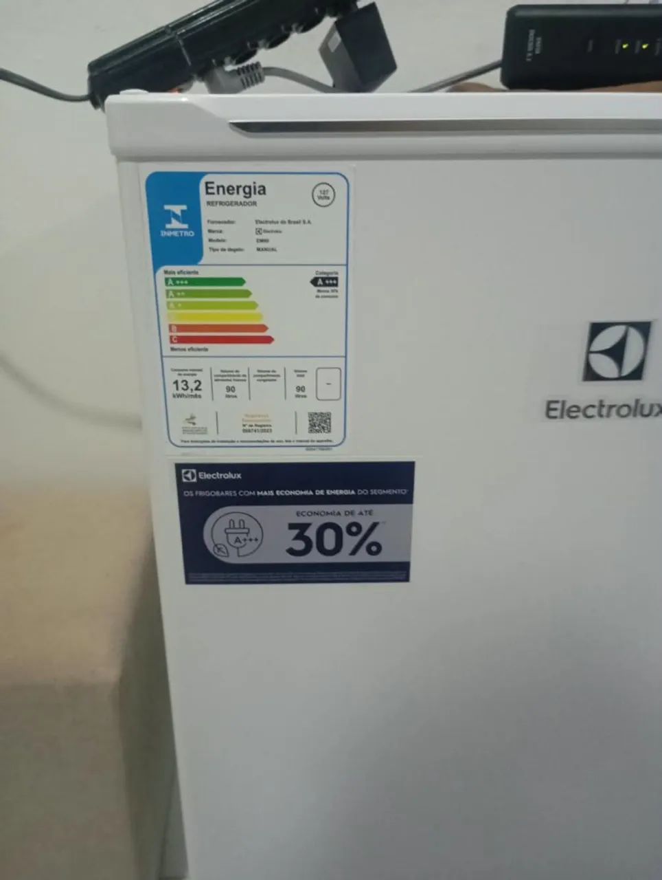 FRIGOBAR ELECTROLUX 90L - Foto 2