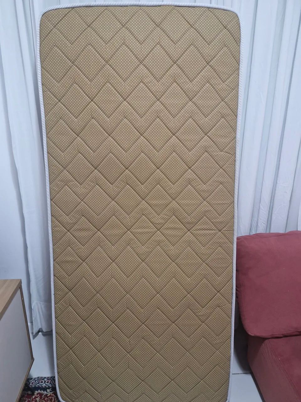 Colchão de mola solteiro