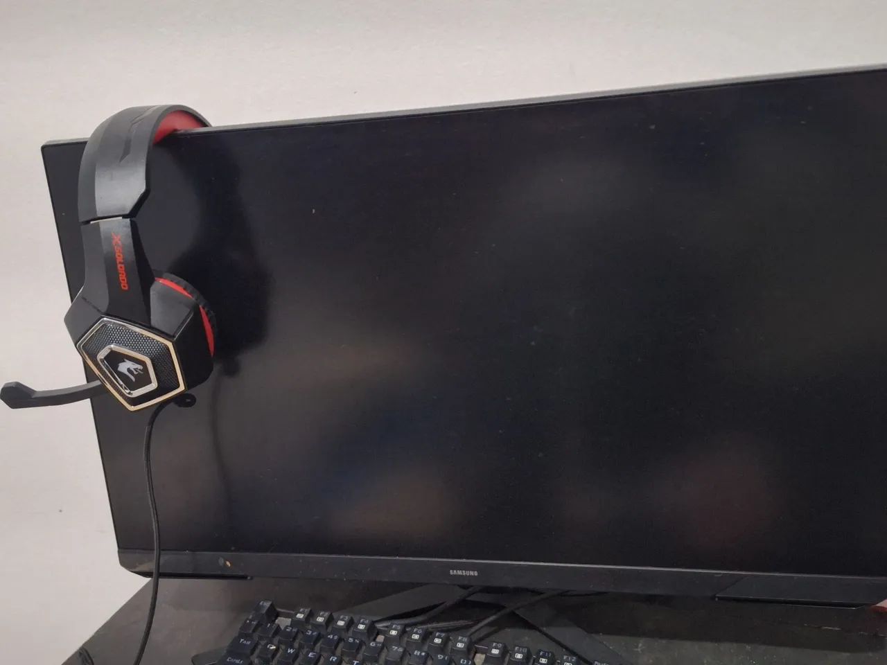 MONITOR SAMSUNG 180HZ ODYSSEY - Foto 3