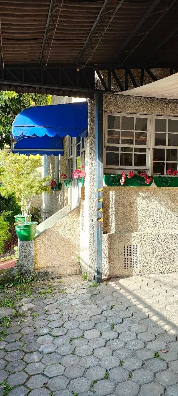 Alugo quarto em pousada no centro de Blumenau 