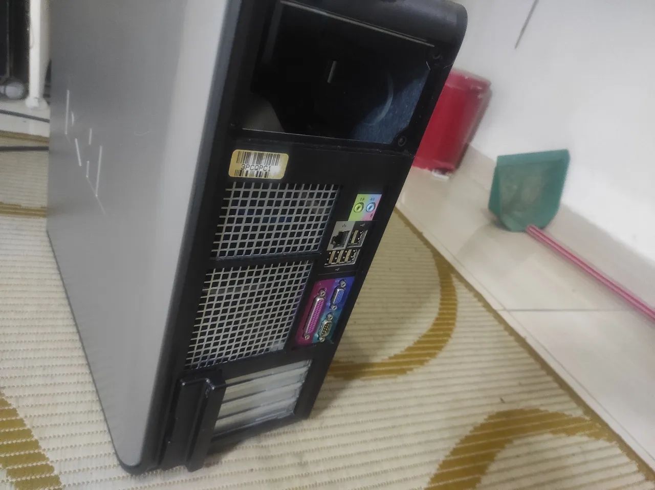 Gabinete DELL funcionando Leia - Foto 2