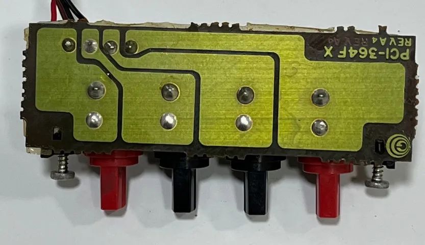 Gradiente System Energy A-175 - Conectores de Audio - Foto 2