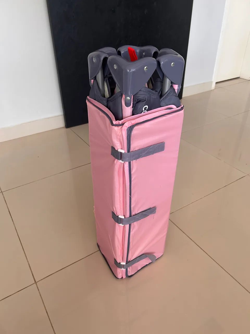 Berço compacto portátil Cosco Origin rosa IMPECÁVEL !! - Foto 5