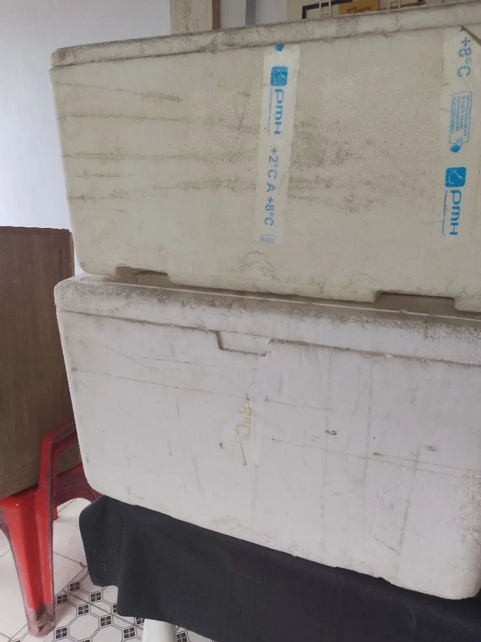 Vende-se caixa de isopor 