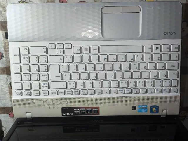 Notebook SONY VAIO I3, 8GB de memória, SSD (novo) 480GB. EXCELENTE