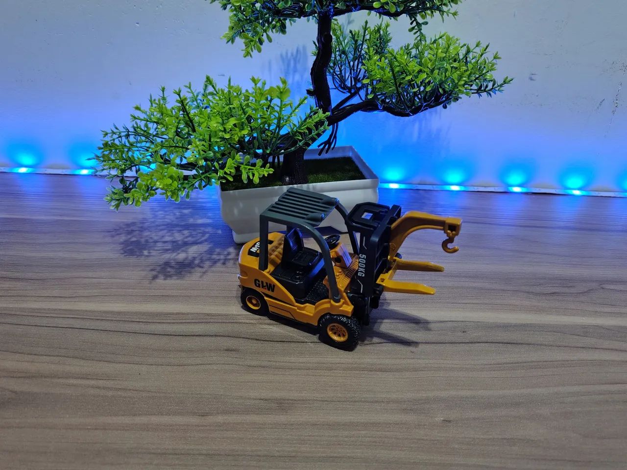 CARRINHO EMPILHADEIRA MINIATURA COLECIONAVEL - Foto 5
