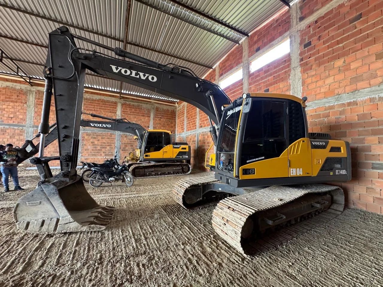 Escavadeira Hidráulica VOLVO 2022 - Foto 3