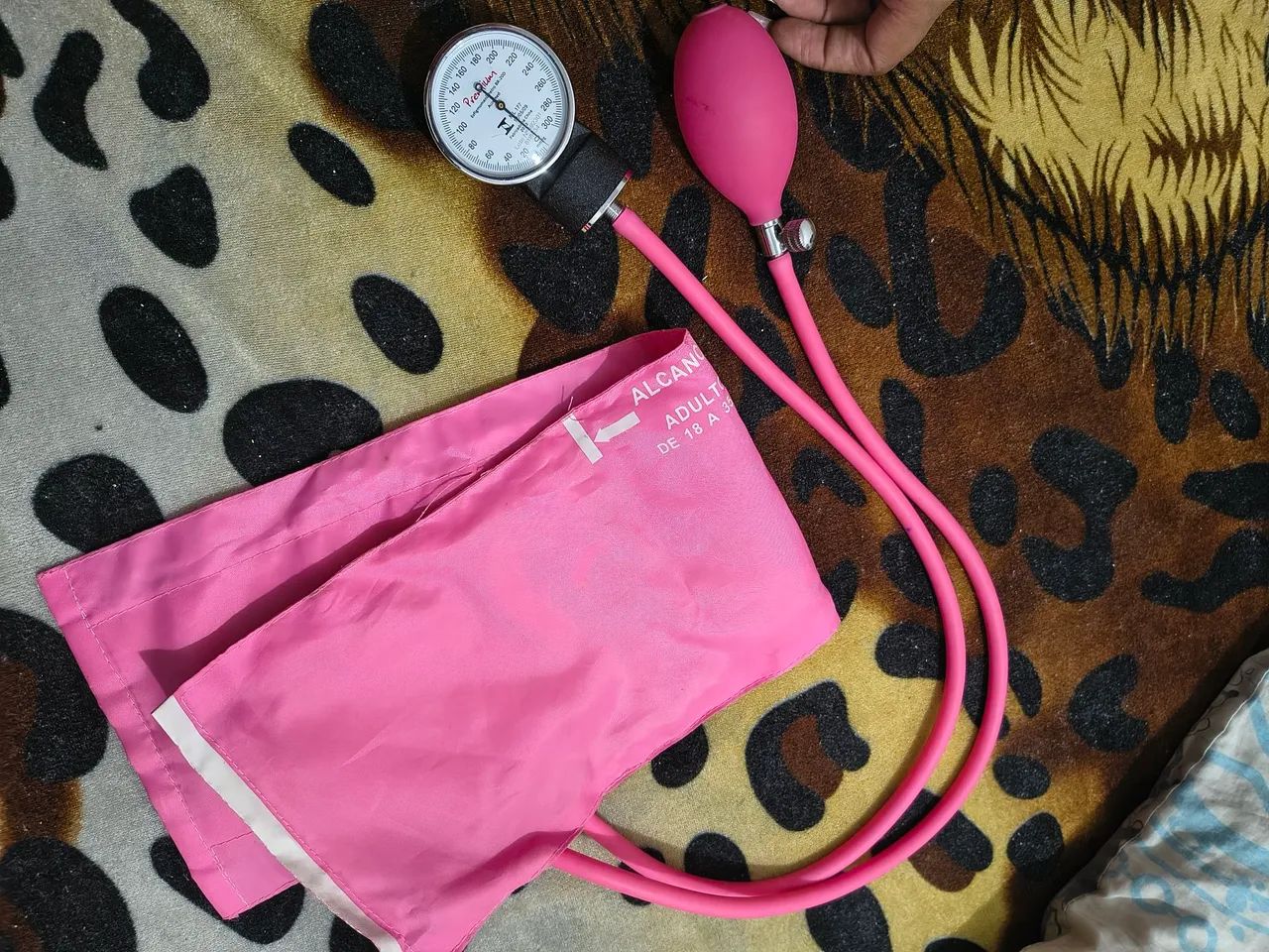 Estetoscópio e esfigmomanômetro  - Foto 2