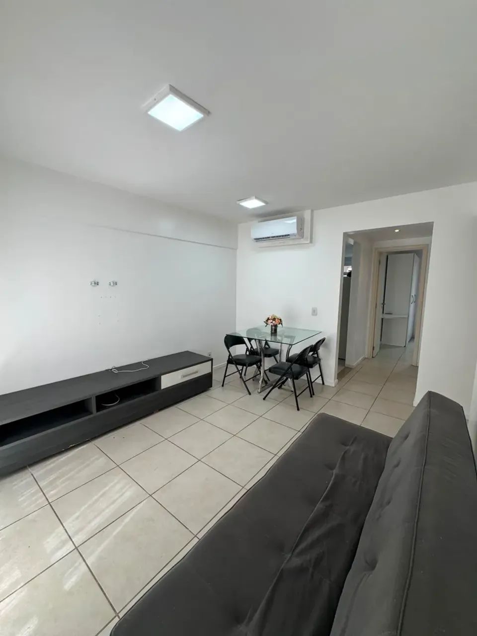 Vendo Apto Quarto e Sala Mobiliado no JTR