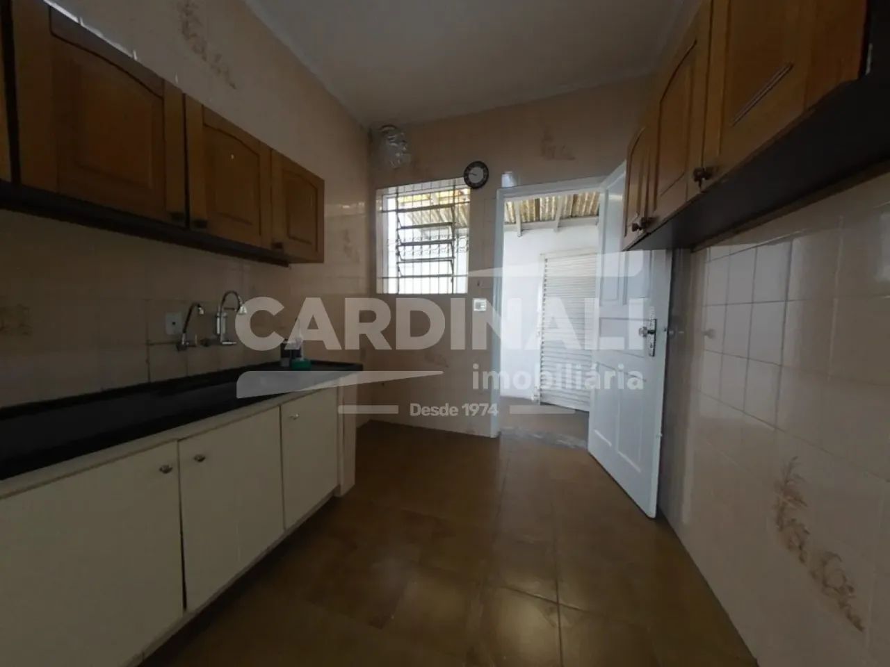 Casa de 3 dormitórios com edícula e piscina. - Foto 5