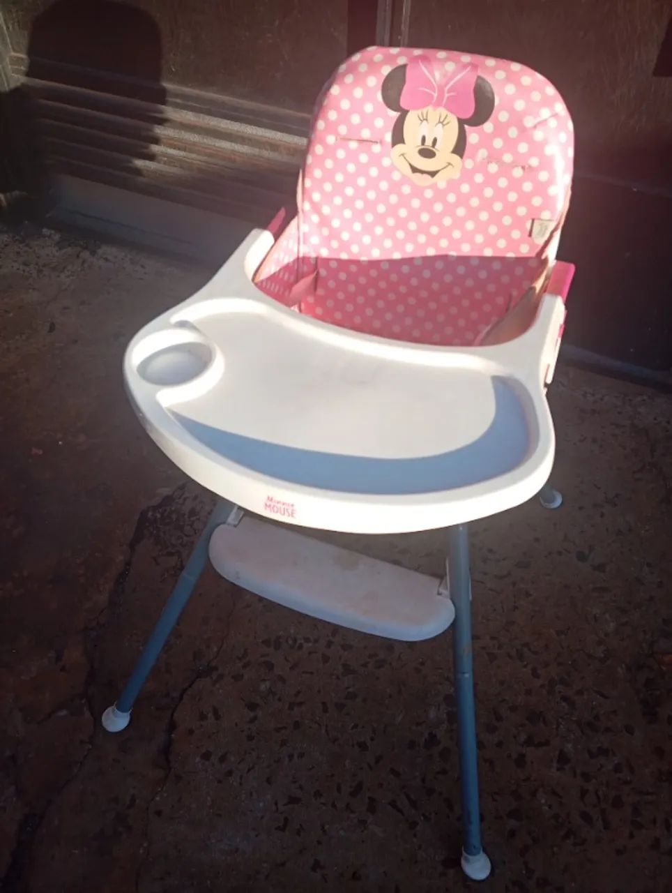 Cadeirinha de alimentação Minnie - Foto 2