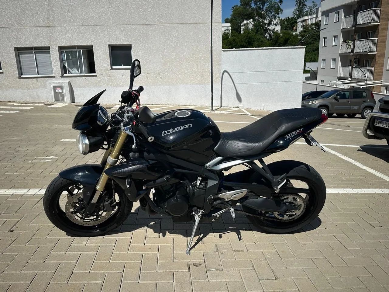 Triumph Street Triplo 675 - Foto 4