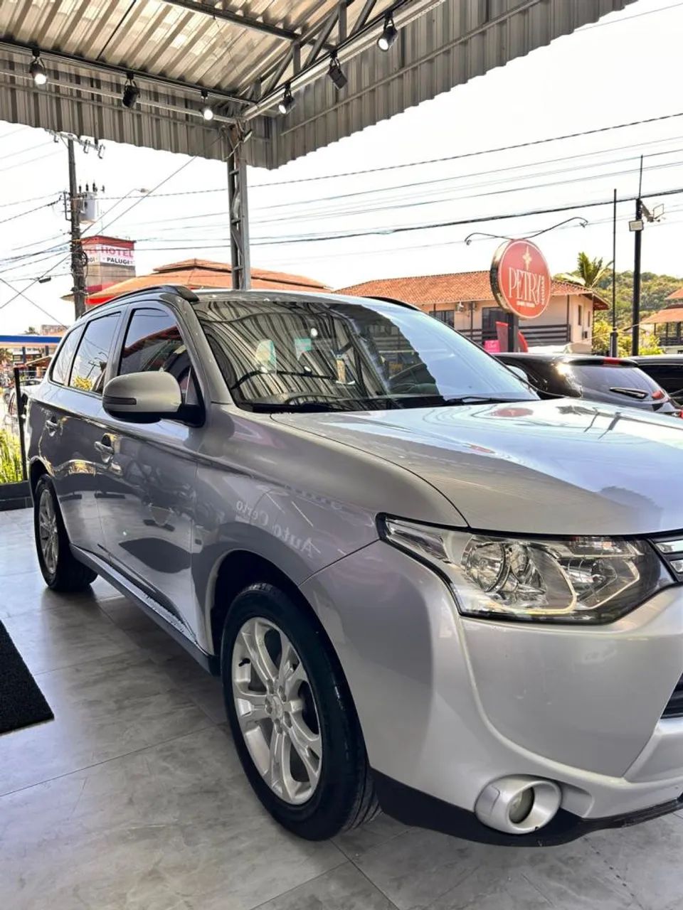 Mitsubishi Outlander 2014