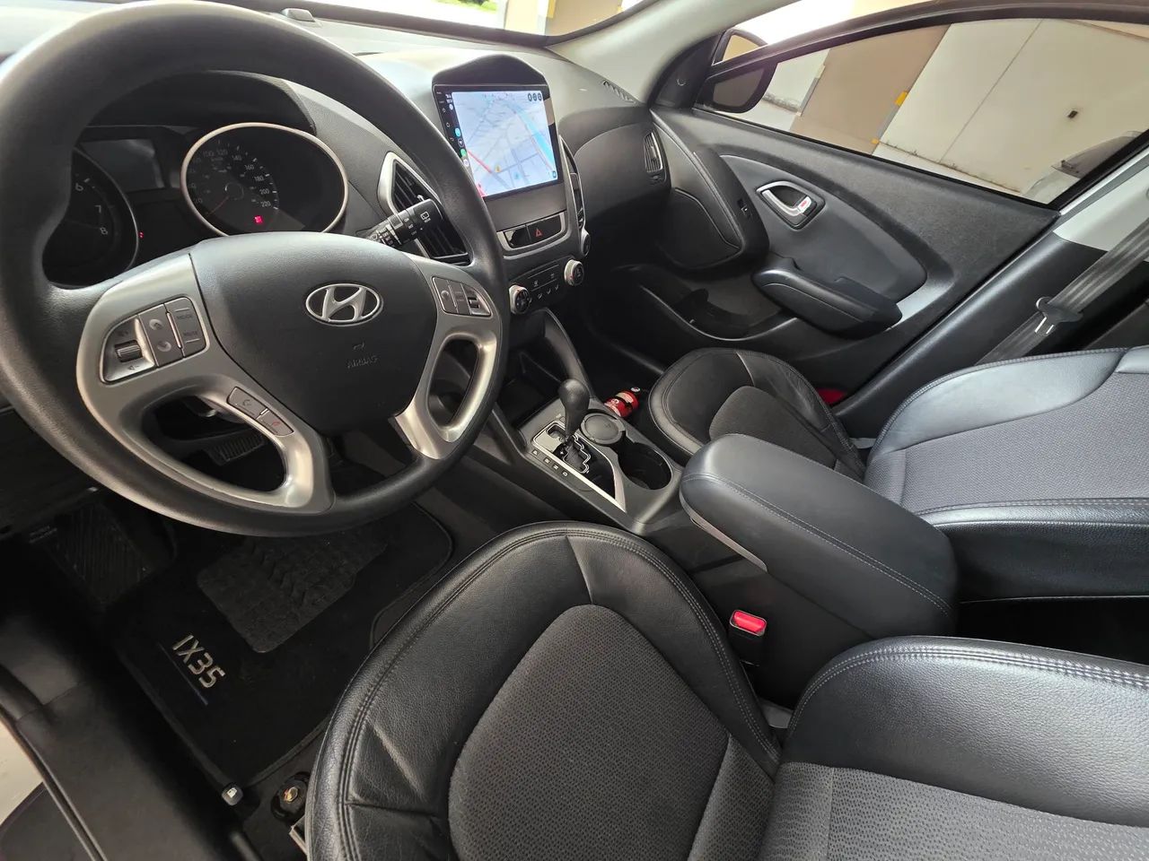 Hyundai ix35 GLS 2.0 16V 2WD Flex Aut., foto 9 de 20