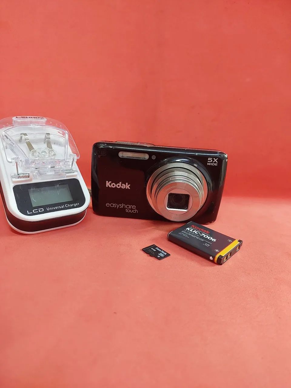 Câmera Kodak Easyshare touch-screen funcionando 