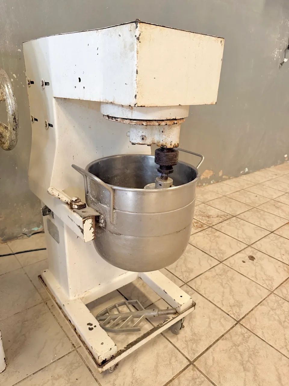 Batedeira 15 kg industrial 