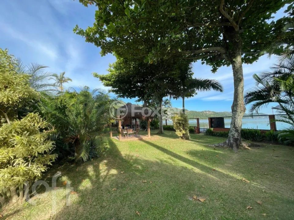 Casa à venda Rua dos Coroas, Barra da Lagoa - Florianópolis - Foto 2