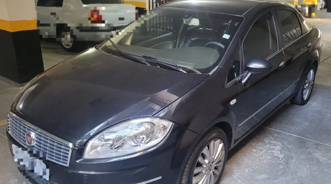 Fiat Linea Absolute 1.9/1.8 Flex Dualogic 4P 2011 - Foto 2
