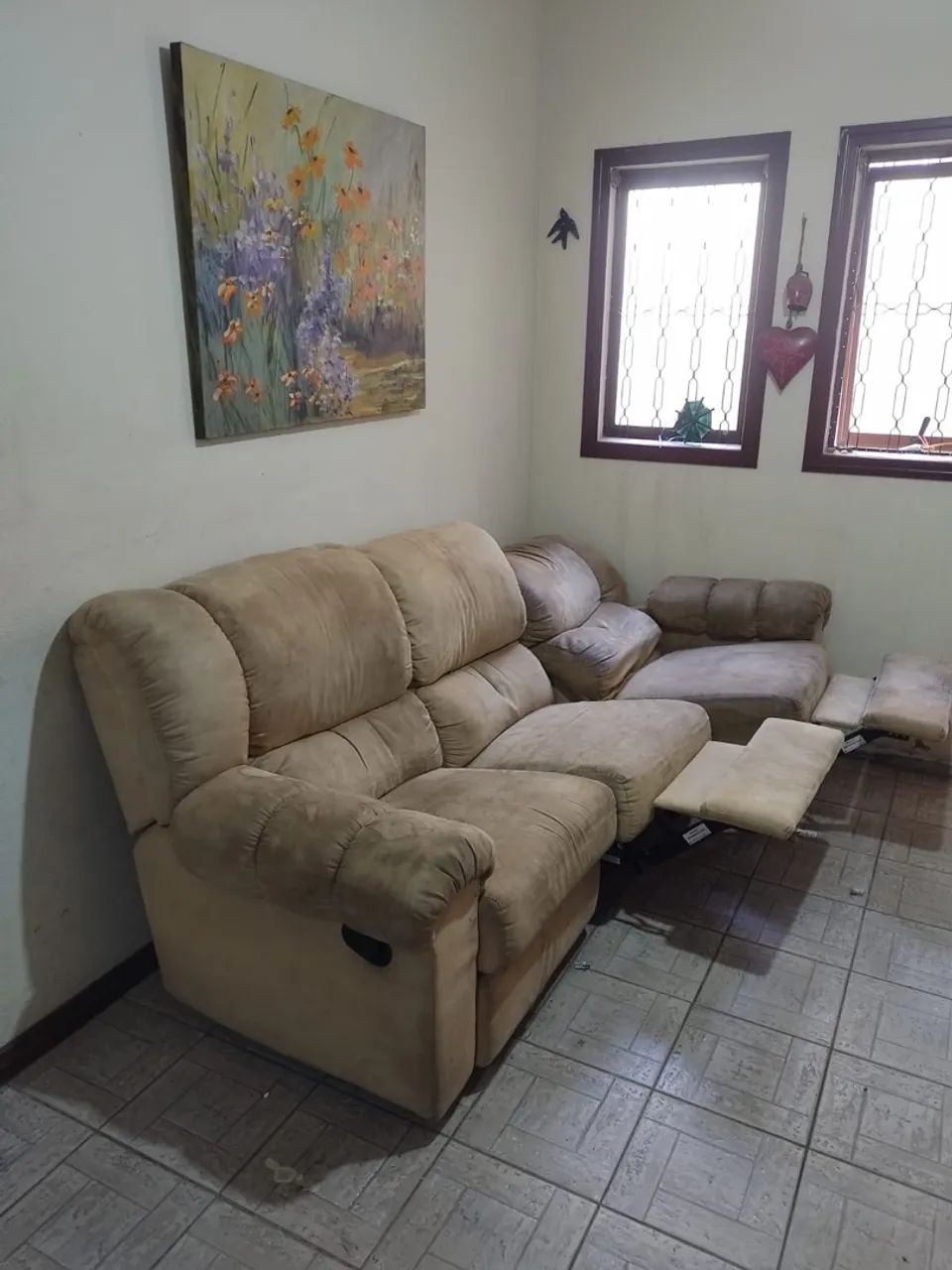 Sofá reciclável bege 3 lugares  - Foto 5