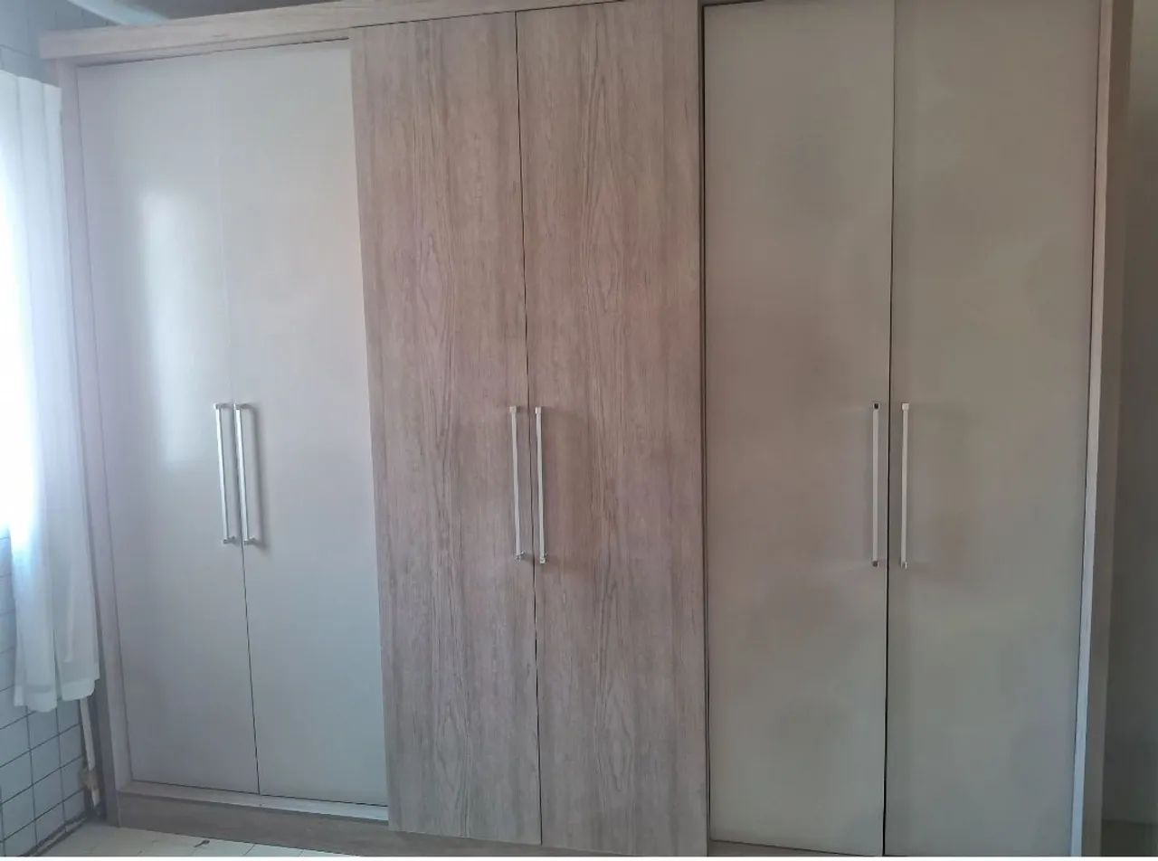 Guarda roupa casal 