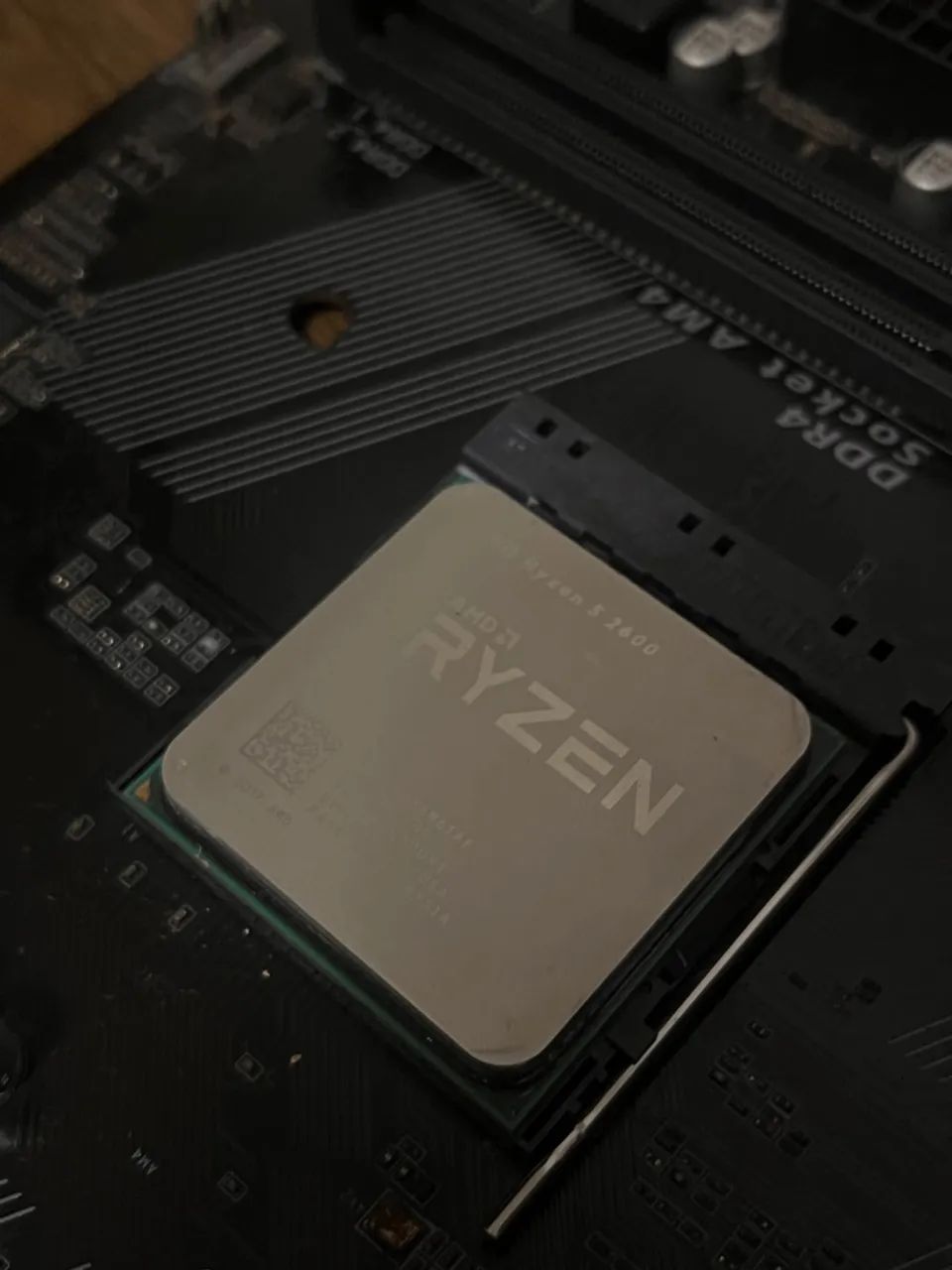 AMD RYZEN 5 2600 - em bom estado - Foto 2
