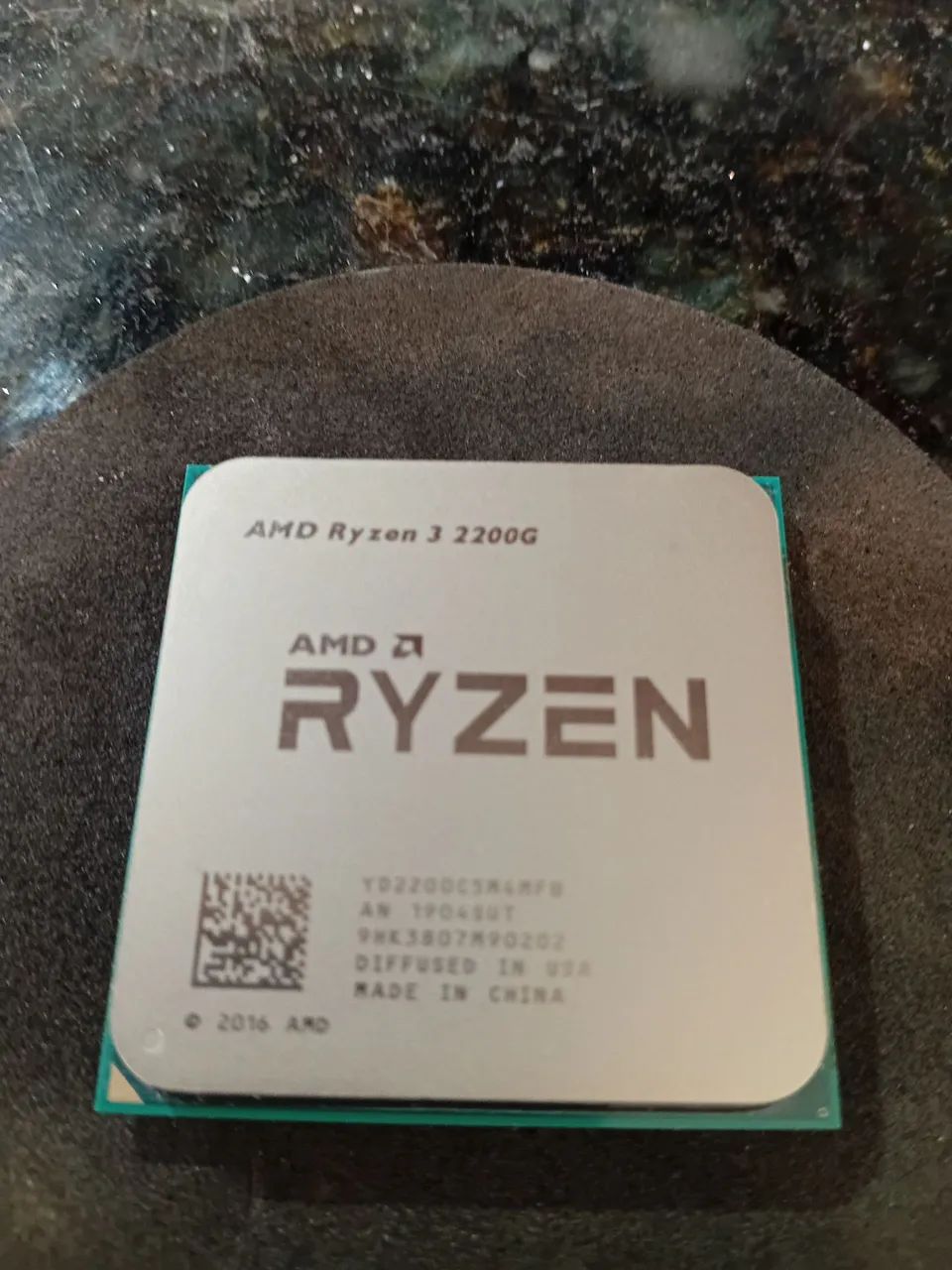 Ryzen 3 2200g