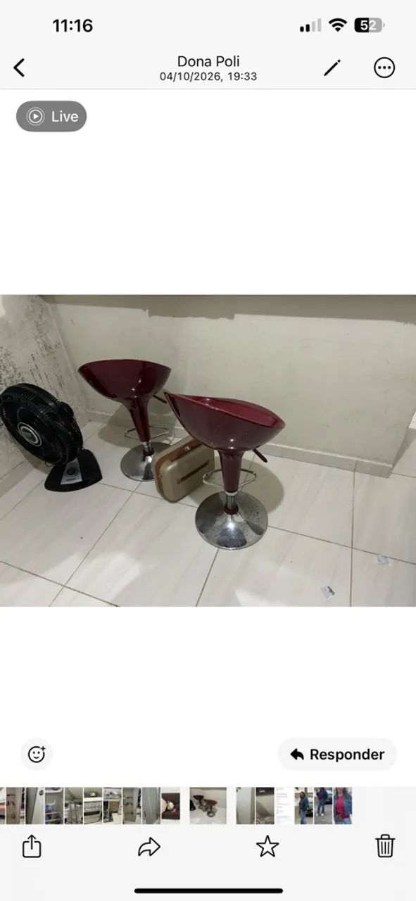 Duas banquetas 
