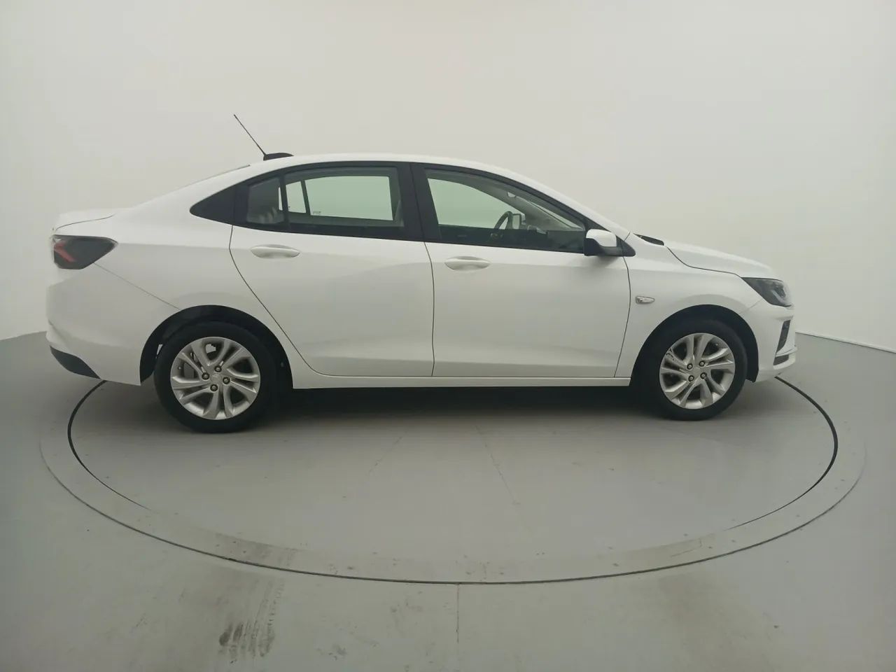 Chevrolet Onix Hatch LTZ 1.4 8V Flex Power Aut. 4P, foto 6 de 18