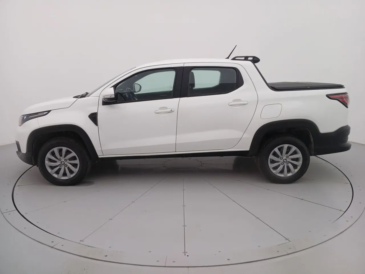 Fiat Strada Freedom 1.3 Flex 8V CD 2025 - Foto 2