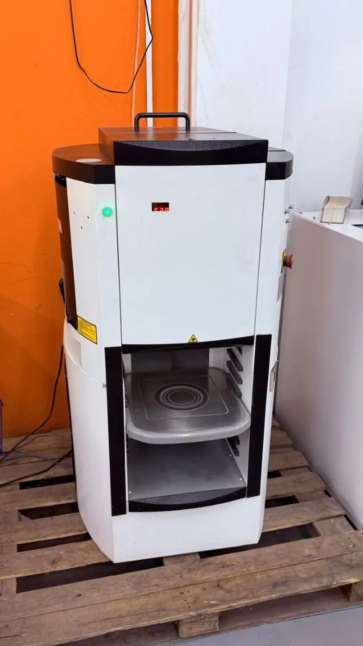 Maquina Automatic Dispenser - Maquina para Fazser Tintas SUVINIL