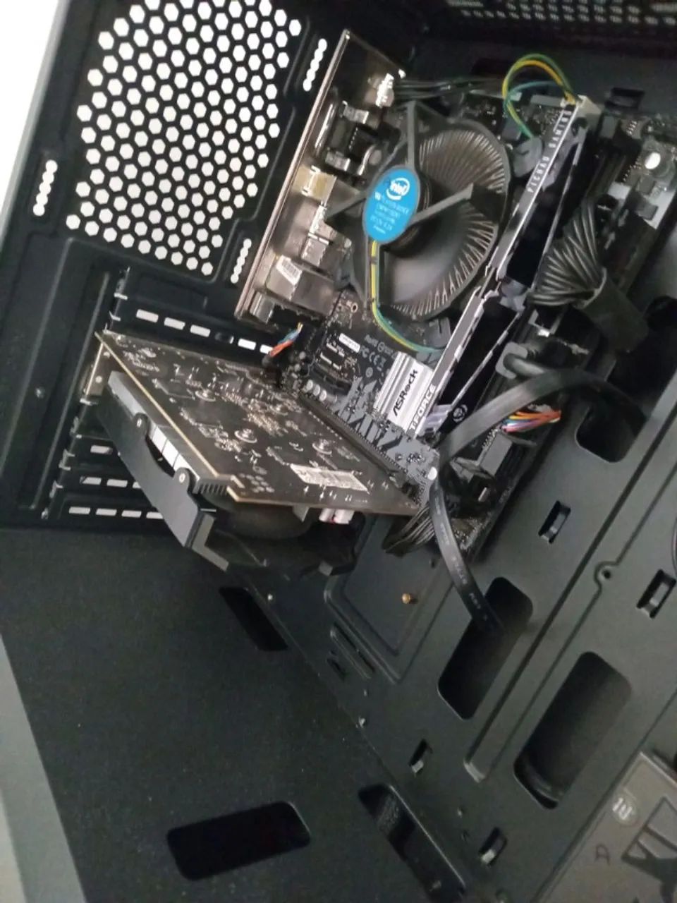 Computador Gamer (Para jogos e Estudo) - Foto 4