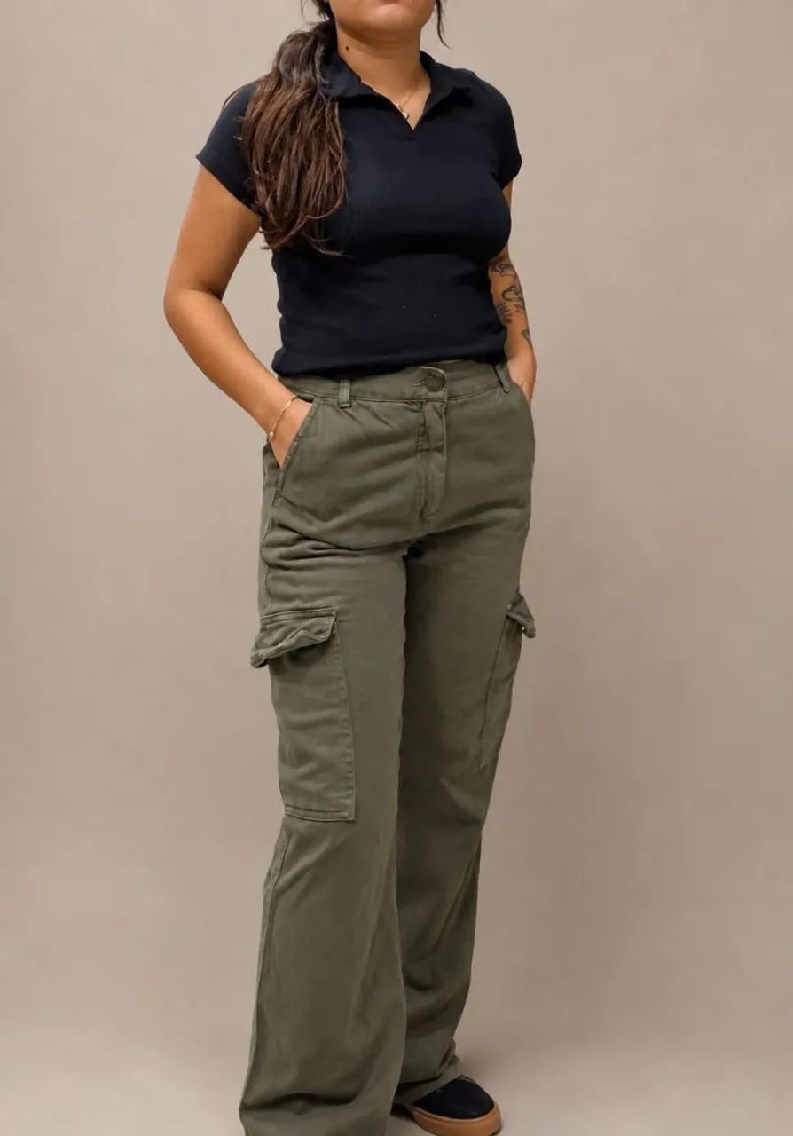 Calça cargo verde - Desapego