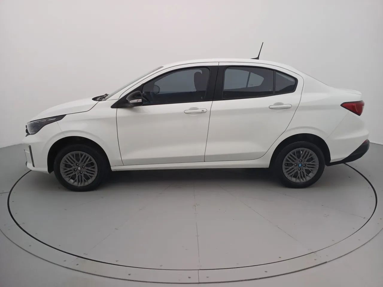 Fiat Cronos Precision 1.3 16V Flex Aut. 2026 - Foto 2