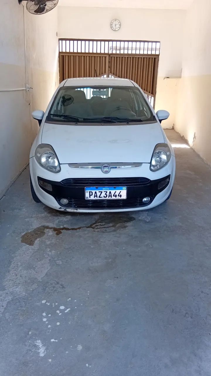 Fiat Punto Punto ESSENCE 1.6 Flex 16V 5p 2015