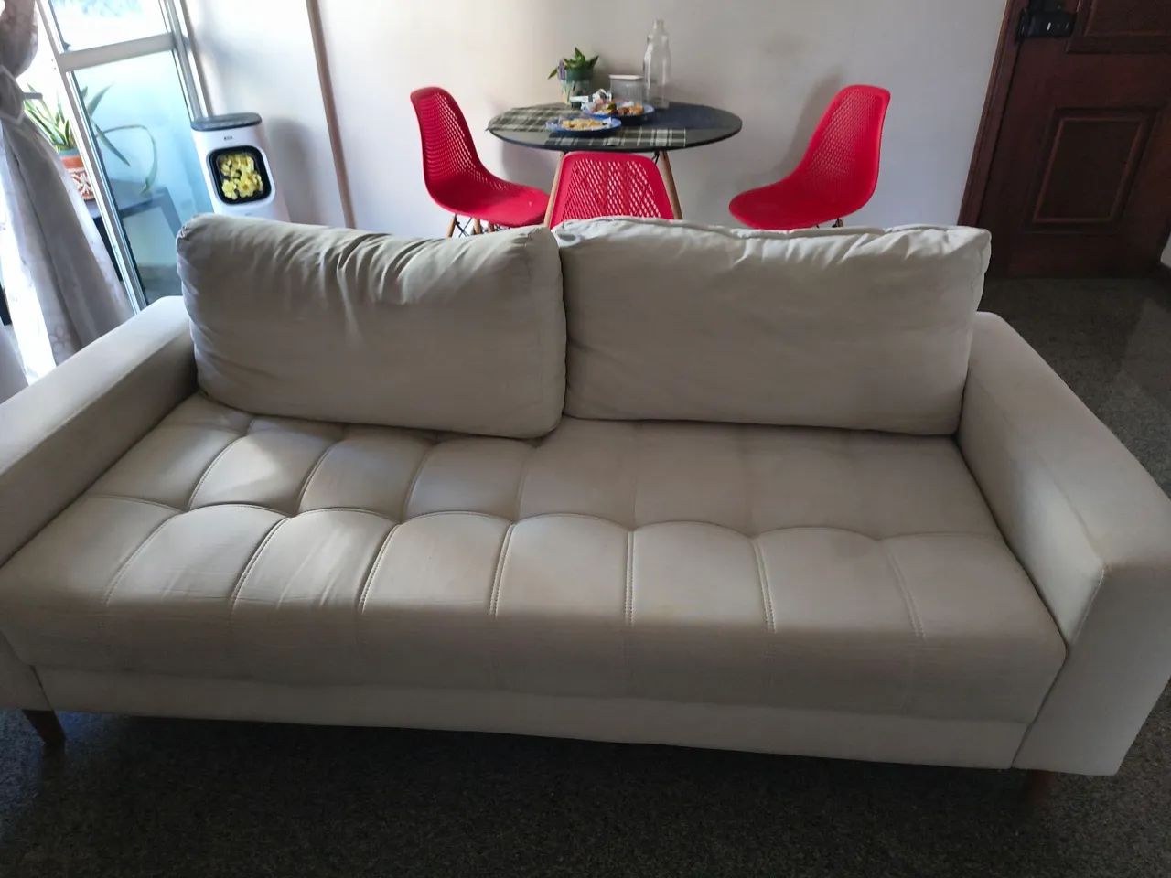 Sofa 3 lugares moderno