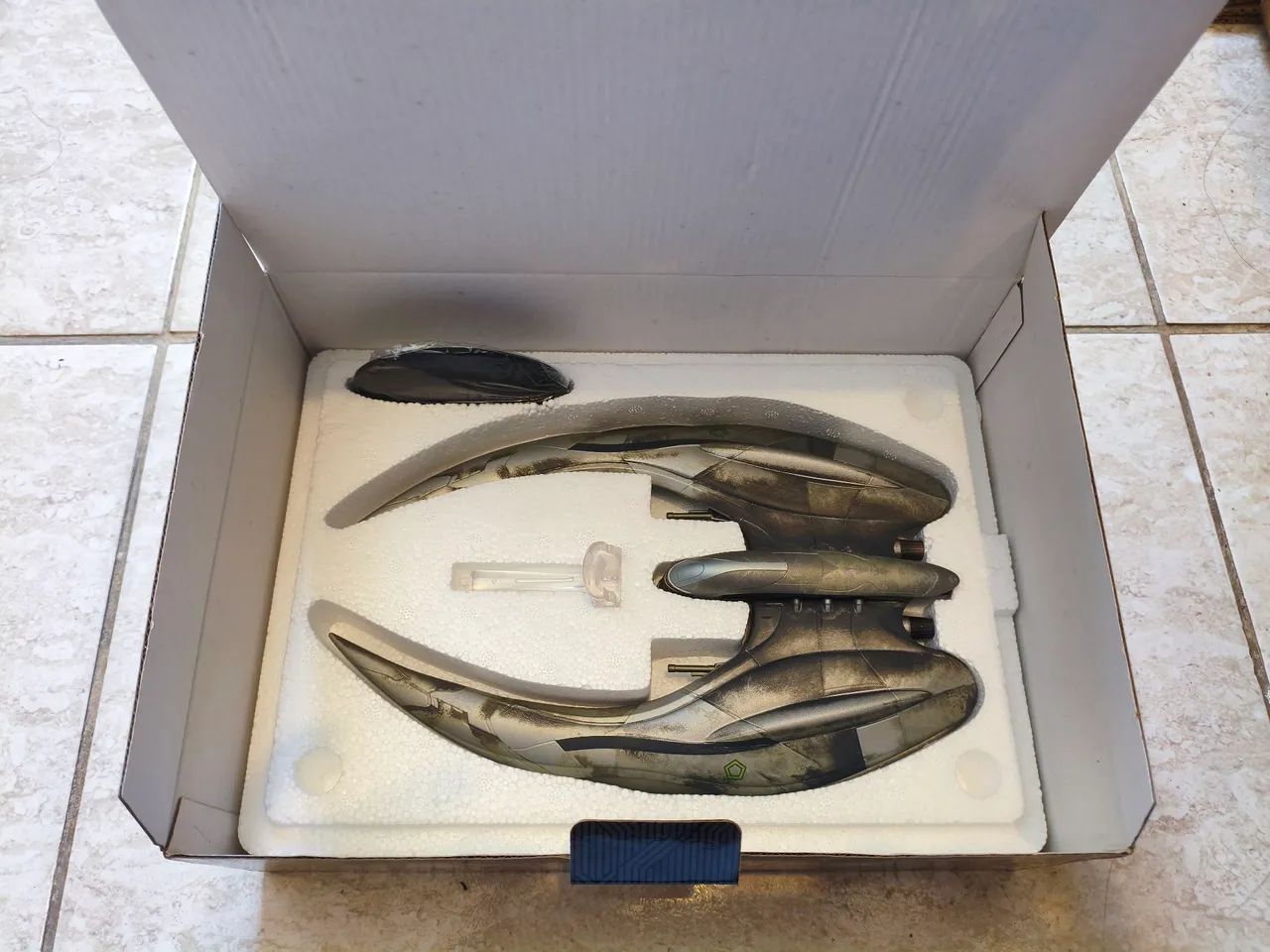Modern Cylon Raider Battlestar Galactica Eaglemoss  - Foto 4