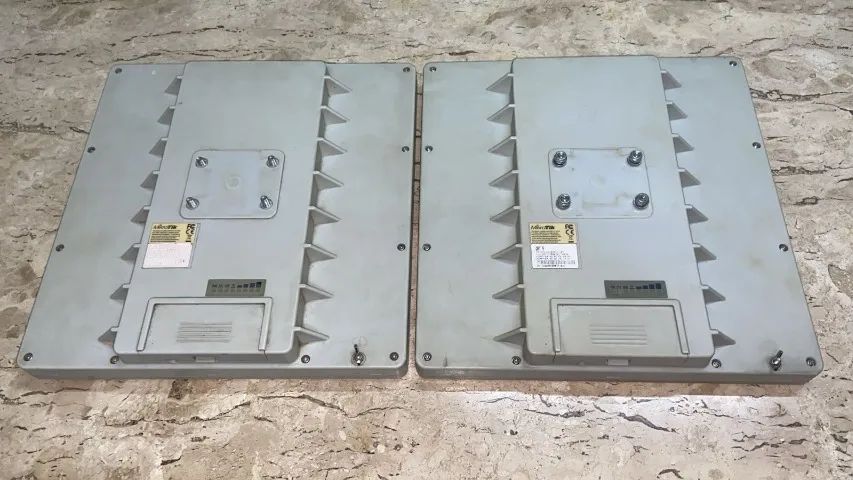 Mikrotik QRT 5 RB911G-5HPnD-QRT-US 24dBi - Foto 2