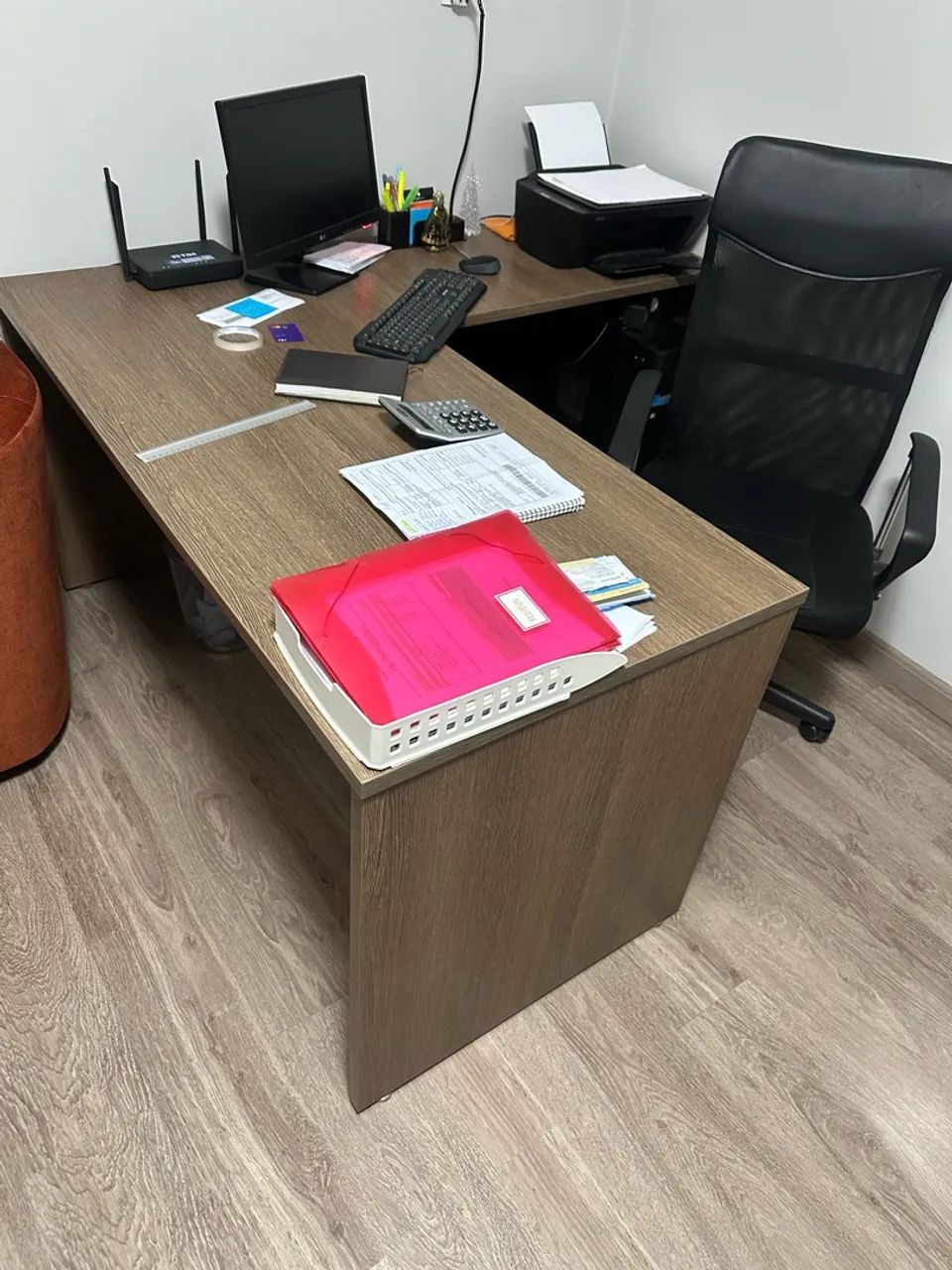 Mesa e cadeira escritório - Foto 2