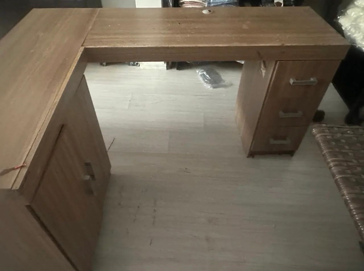 Mesa de escritorio65193077498881120